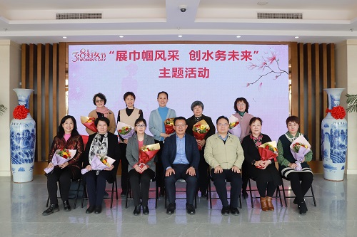 2合影.jpg