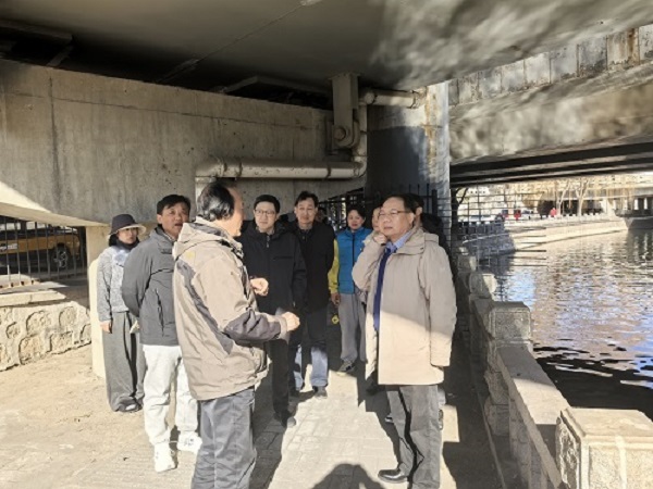 现场调研 (2).jpg