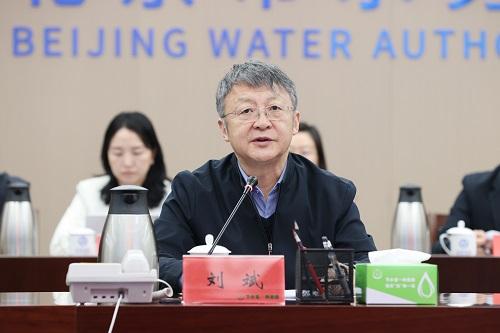领导讲话3.jpg 领导讲话3.jpg
